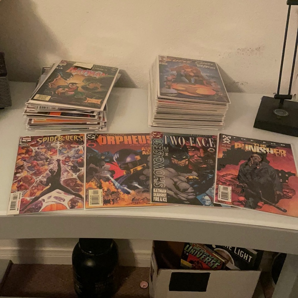 4 Comic books bundle